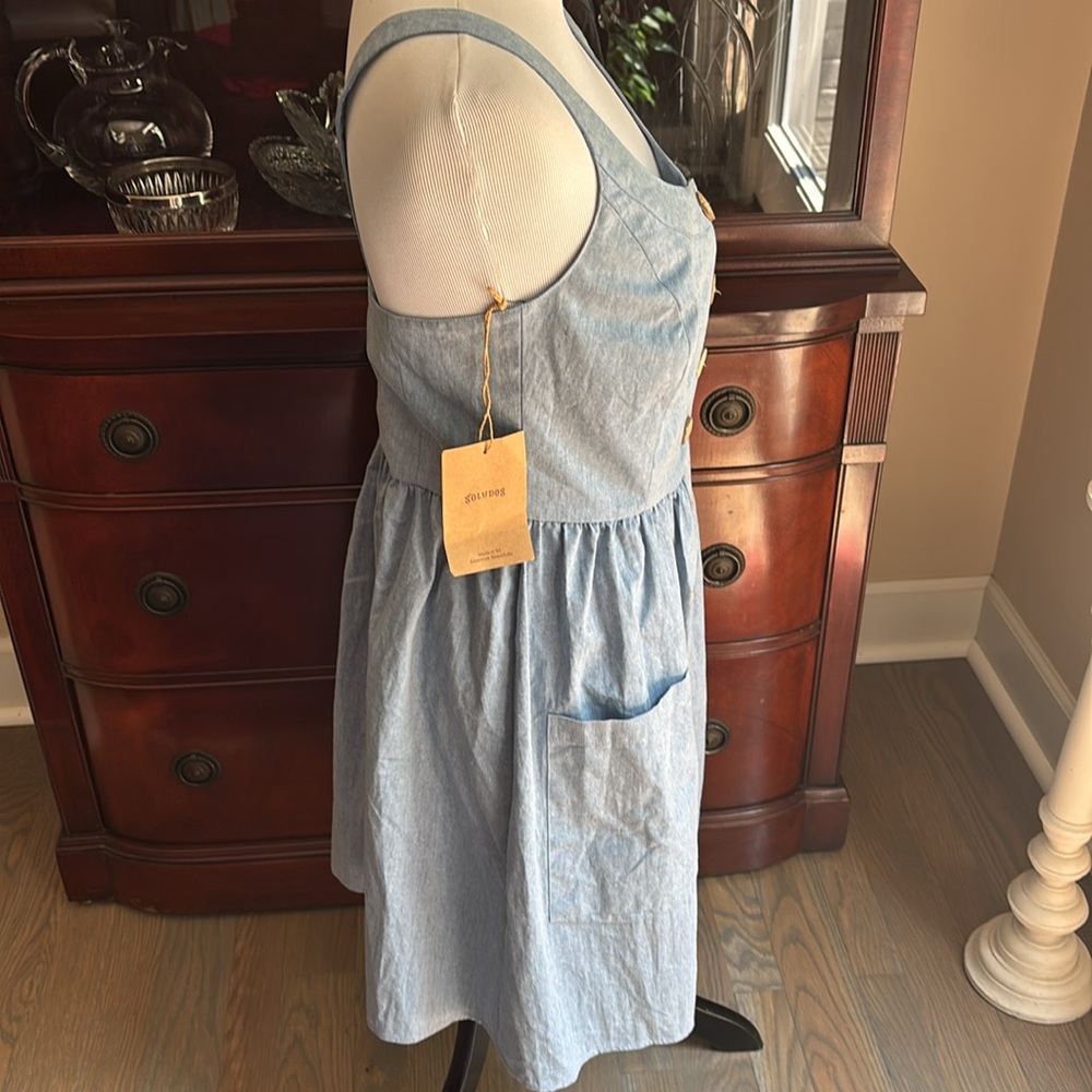 Light Blue Button-Front Sundress with Pockets - Picture 4 of 10